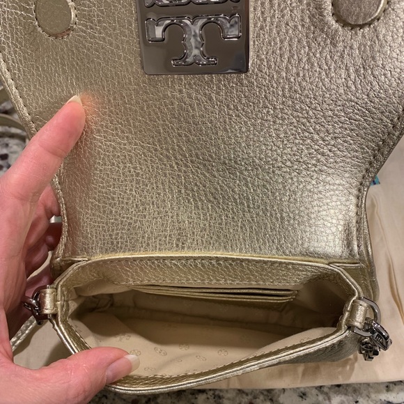🛑SOLD🛑Tory Burch Britten Crossbody/Clutch Combo - Picture 3 of 4